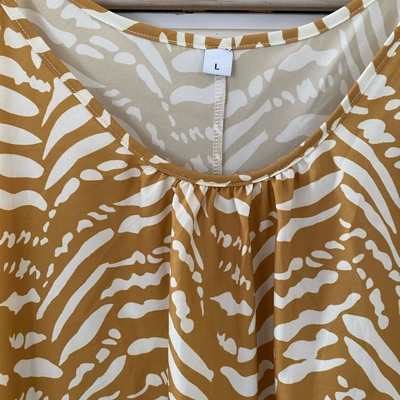 Yellow Tropical Maxi Dress - Picture 4 of 4